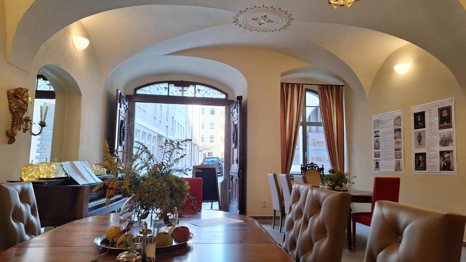 Stadtpalais Marche-Suite Maximal 2 Personen Und 1 Kleinkind 바우트젠 외부 사진